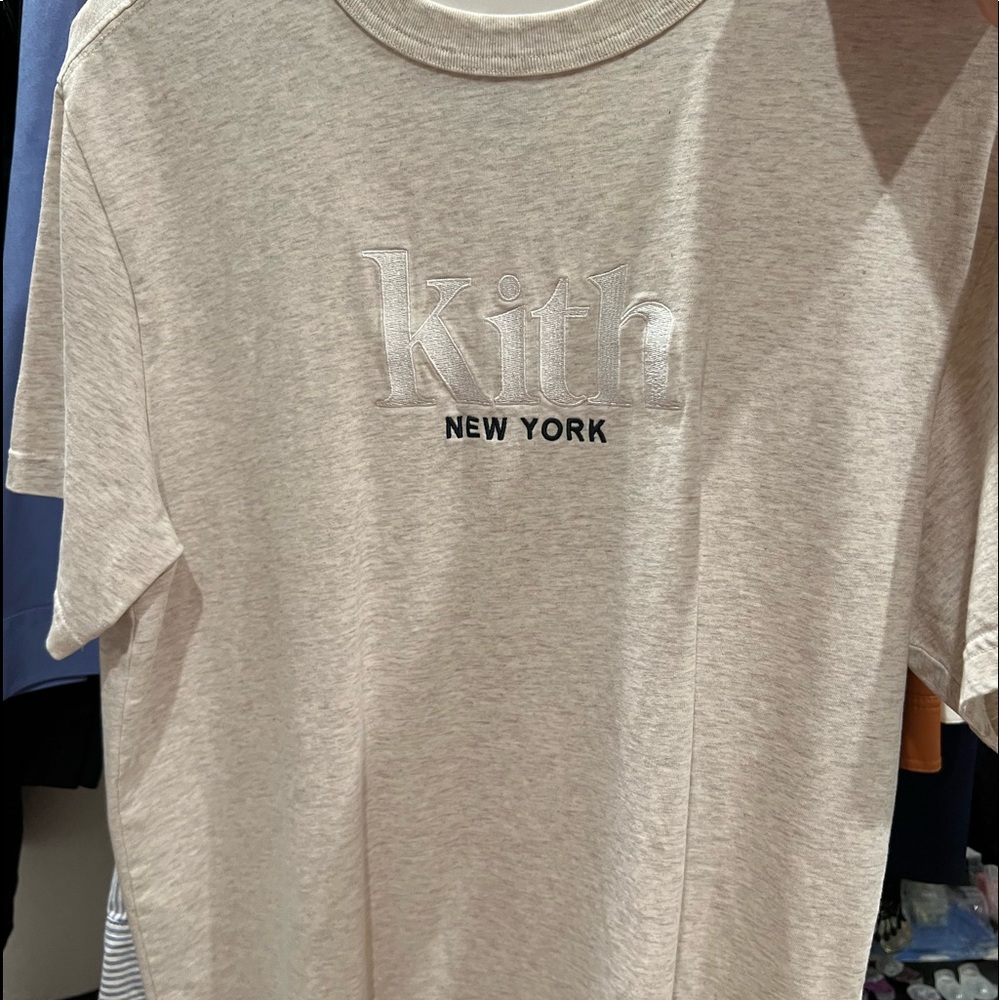 Kith serif t shirt